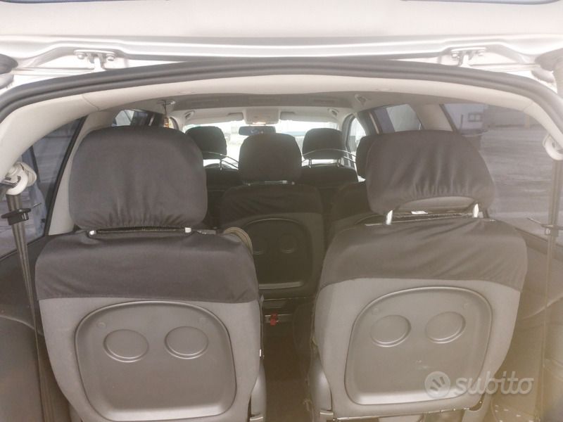 Grigio Usata 2009 VW Sharan Monovolume | 22.000 € - Immagine 1/4