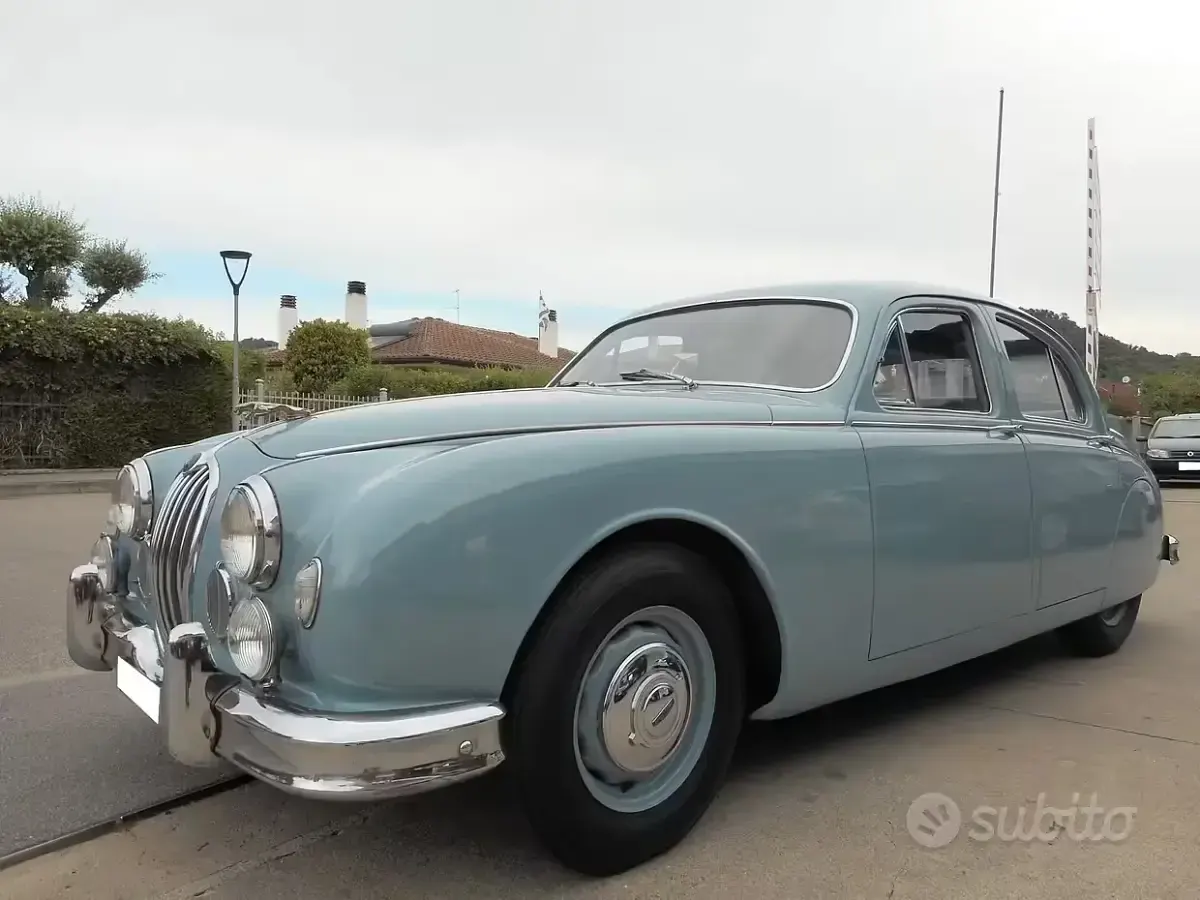 Usata Jaguar MK II 133 CV (97 kW) 1950 Bluazzurro Berlina