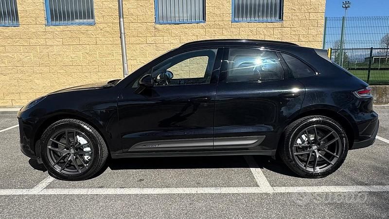 Usata Porsche Macan 265 CV (194 kW) 2022 Nero SUV