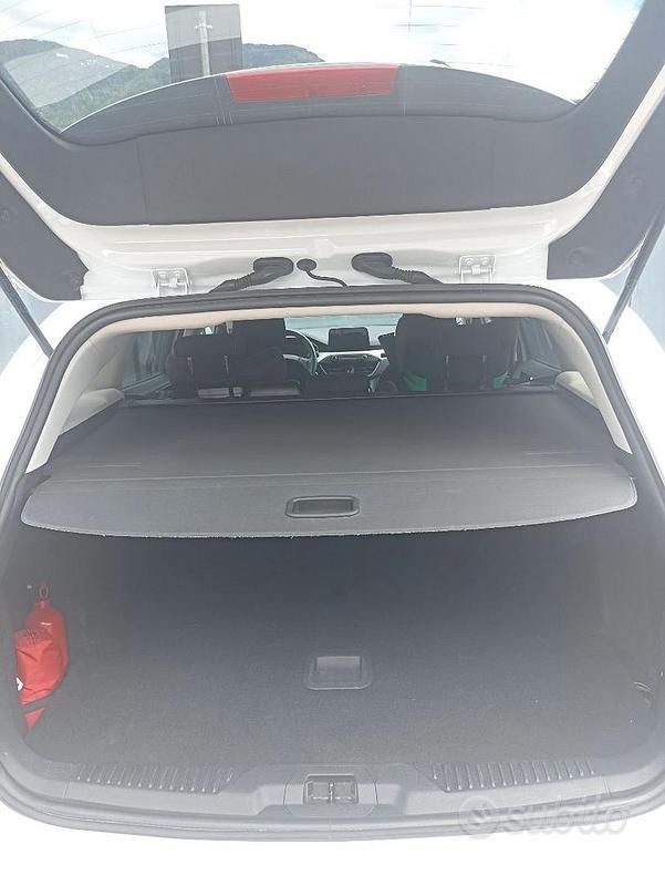 Usata Ford Focus Business Edition 125 CV (91 kW) 2019 Bianco Station wagon