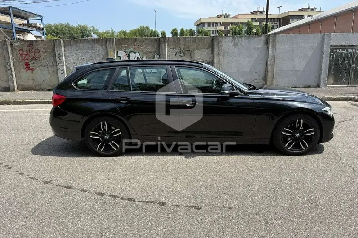 Usata BMW 318 Advantage 150 CV (110 kW) 2019 Blu Station wagon