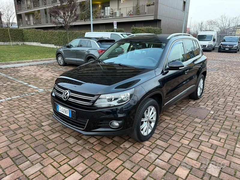 Nero Usata 2013 VW Tiguan SUV | 13.900 € (Buon prezzo) - Immagine 1/4