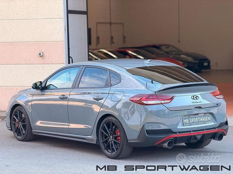 Usata Hyundai i30 N Performance 275 CV (202 kW) 2019 Grigio Berlina
