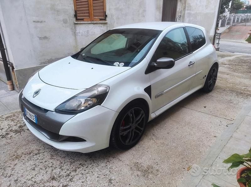 Usata Renault Clio R.S. R.S. 2009 Utilitaria