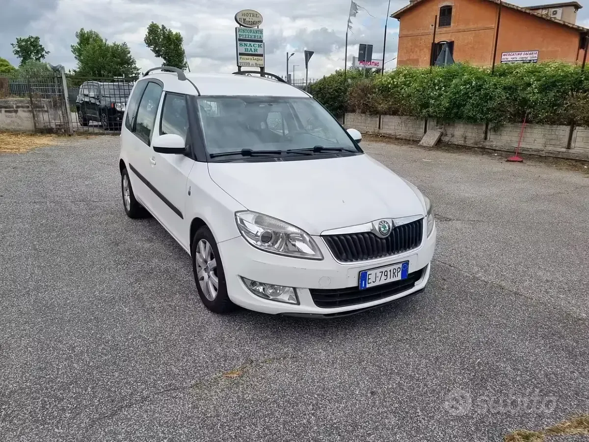 Usata Skoda Roomster Comfort 105 CV (77 kW) 2011 Bianco Monovolume