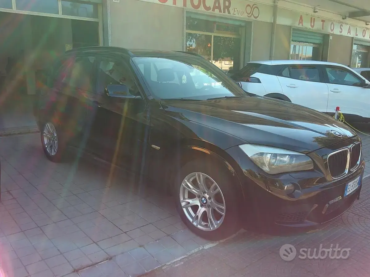 Usata BMW X1 143 CV (105 kW) 2012 Nero SUV