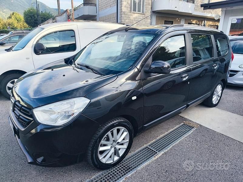 Usata Dacia Lodgy Comfort 110 CV (80 kW) 2018 Nero Monovolume