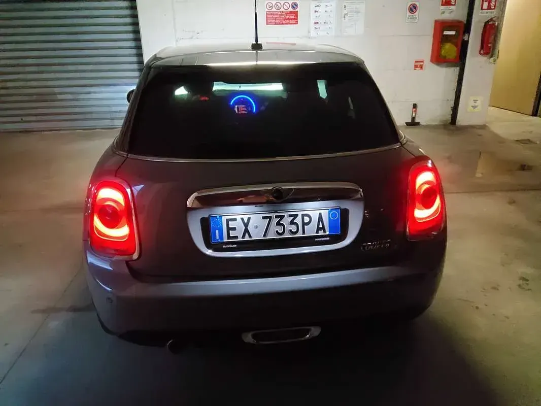 Usata Mini Cooper D 116 CV (85 kW) 2014 Argento Utilitaria