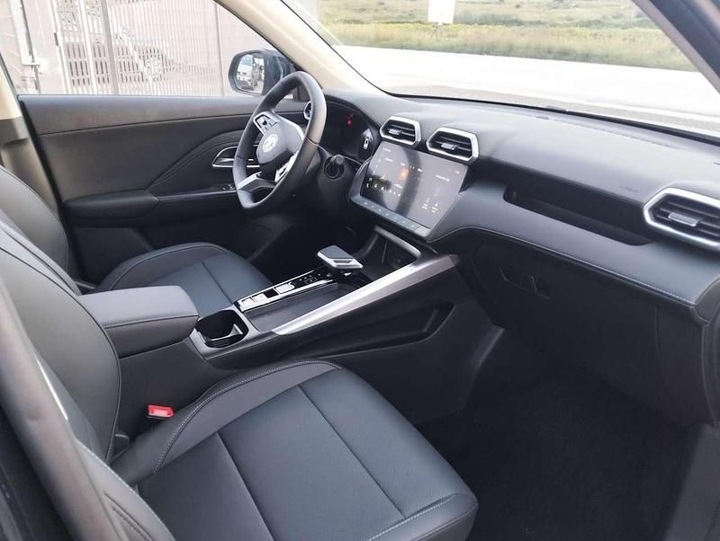 Nuova MG ZS Luxury 102 CV (75 kW) 2026 Nero SUV