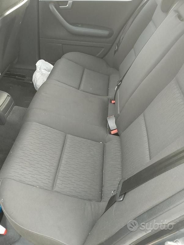 Usata Audi A4 140 CV (102 kW) 2007 Grigio Station wagon