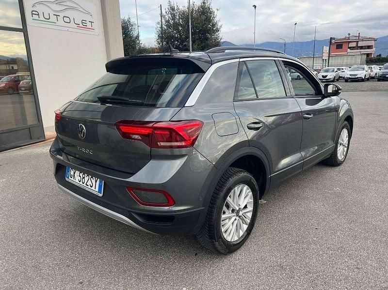 Usata VW T-Roc Life 116 CV (85 kW) 2022 Grigio SUV