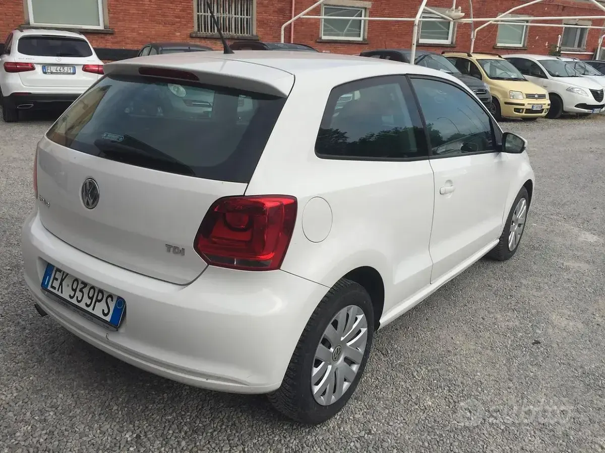 Usata VW Polo 90 CV (66 kW) 2011 Bianco Utilitaria