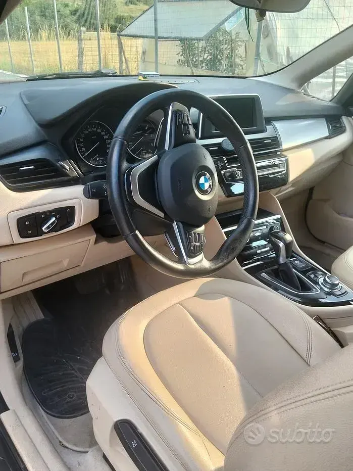 Usata BMW 218 Active Tourer 150 CV (110 kW) 2015 Grigio Monovolume