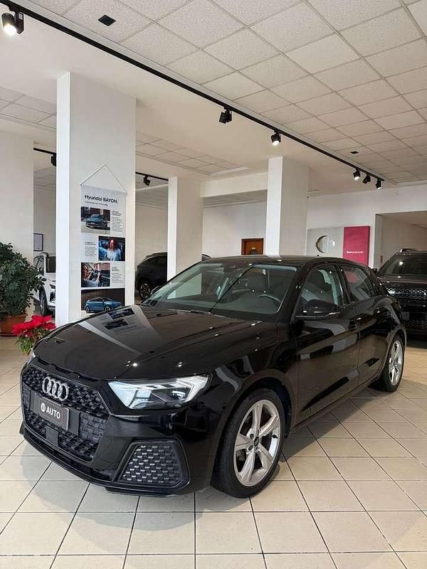 Usata Audi A1 Sportback Admired 95 CV (69 kW) 2021 Nero Utilitaria