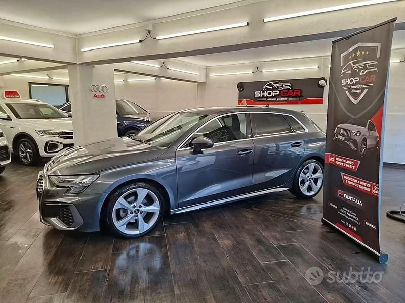 Usata Audi A3 S-Line 150 CV (110 kW) 2022 Grigio Berlina