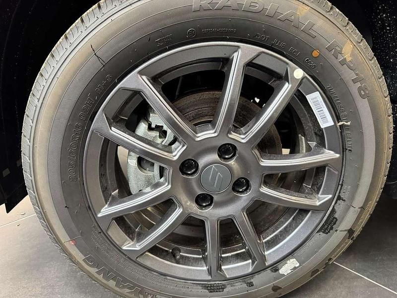 Nuova EMC QUATTRO 103 CV (75 kW) 2026 Grigio SUV