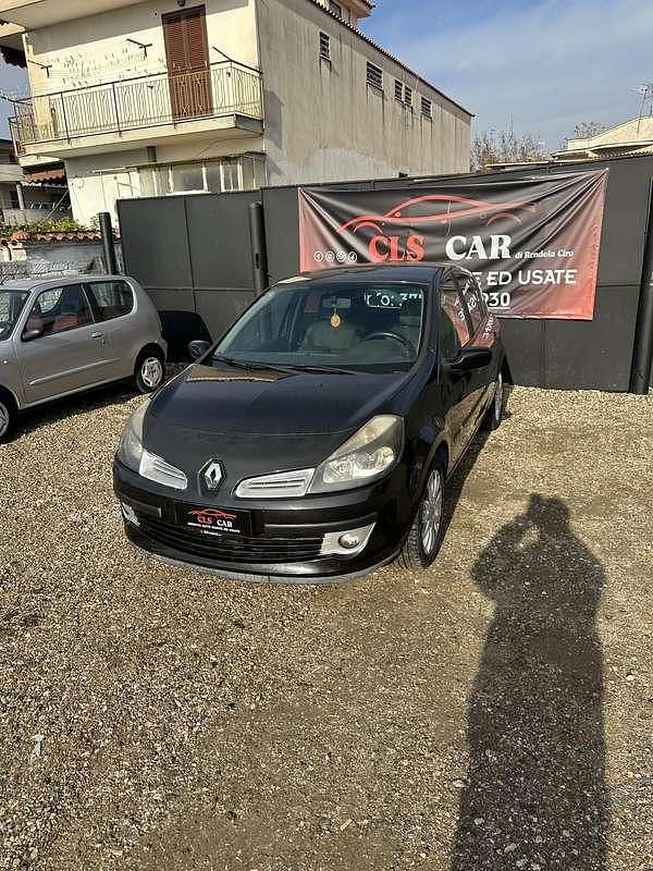Usata 2007 Renault Clio II LE Berlina | 1800 € (Buon prezzo) - Immagine 1/4