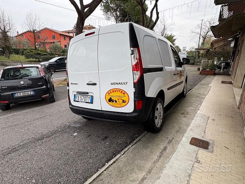 Usata Renault Kangoo 110 CV (80 kW) 2019 Bianco Monovolume