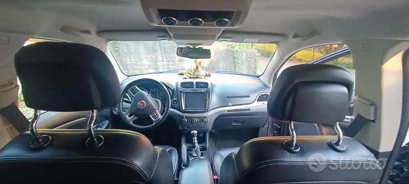 Usata Fiat Freemont 170 CV (125 kW) 2015 Grigio SUV