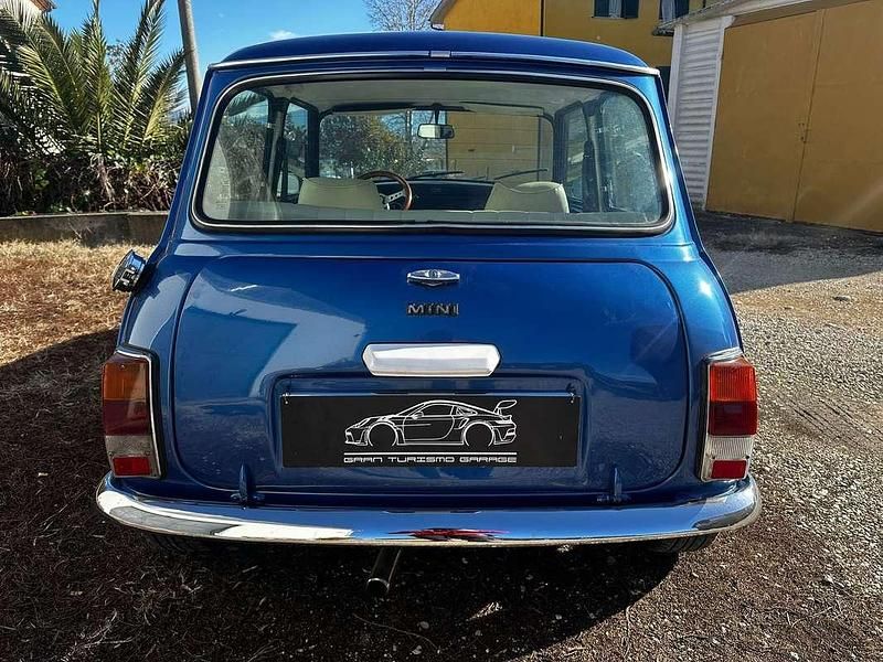Usata Austin Mini 44 CV (32 kW) 1983 Blu/azzurro Berlina