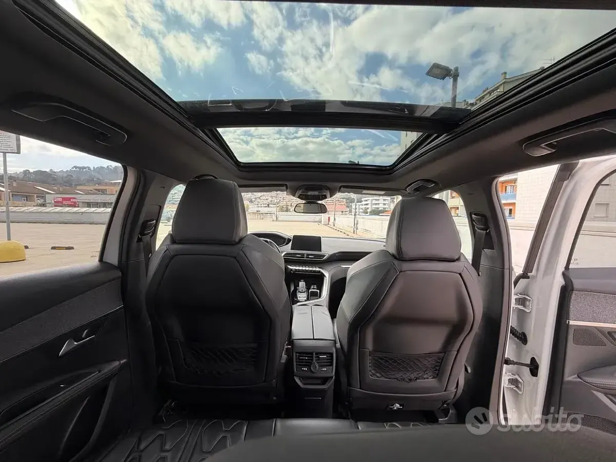 Usata Peugeot 3008 120 CV (88 kW) 2018 Bianco SUV