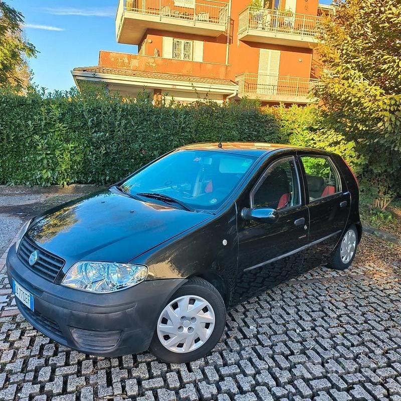 Usata Fiat Punto 2004 Utilitaria