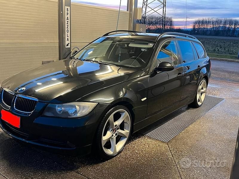 Usata BMW 320 177 CV (130 kW) 2008 Nero Station wagon