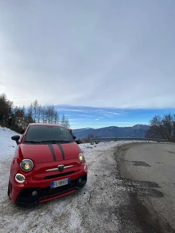 Usata Abarth 595 145 CV (106 kW) 2017 Rosso Utilitaria