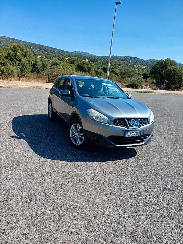 Usata Nissan Qashqai 110 CV (80 kW) 2011 Grigio SUV