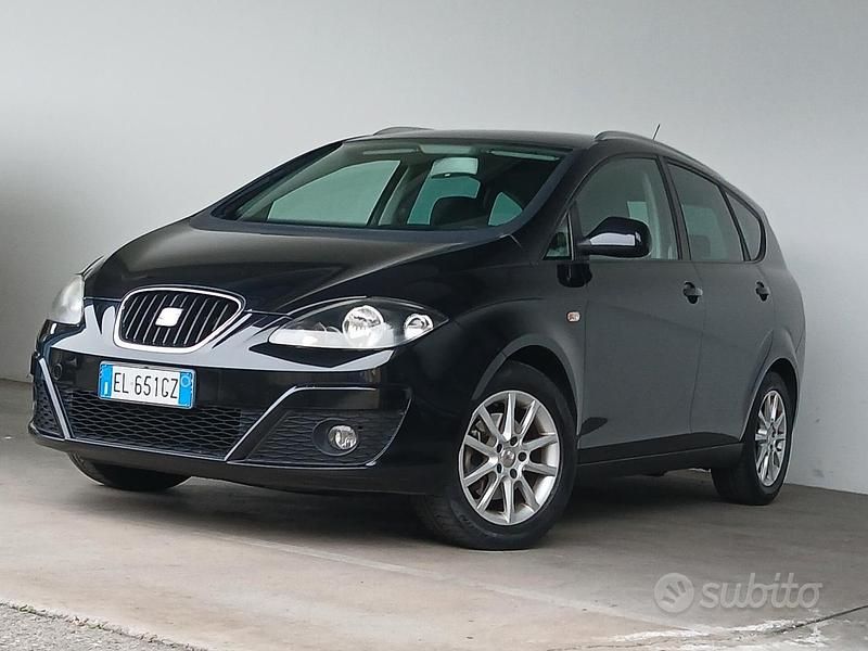Usata Seat Altea XL 105 CV (77 kW) 2012 Nero Monovolume