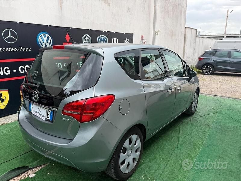 Usata Opel Meriva Cosmo 120 CV (88 kW) 2011 Grigio Monovolume