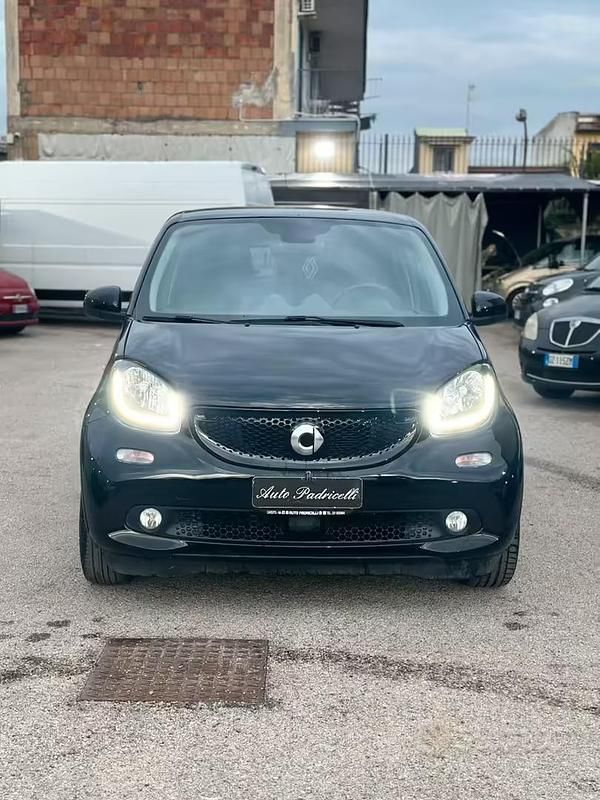 Usata Smart ForFour Prime 2017 Nero Utilitaria
