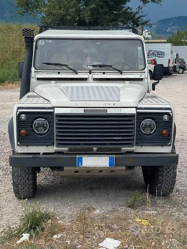 Usata Land Rover Defender 2006 Bianco SUV