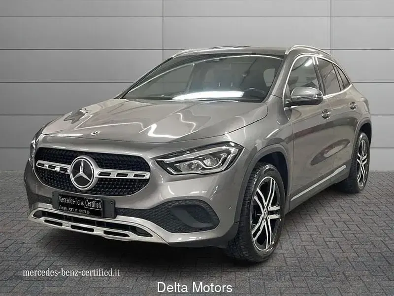 Usata Mercedes GLA180 116 CV (85 kW) 2022 SUV