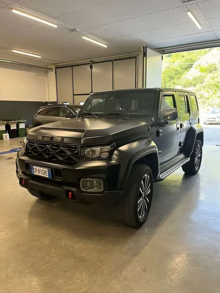 Usata ICH-X K2 162 CV (119 kW) 2023 Nero SUV