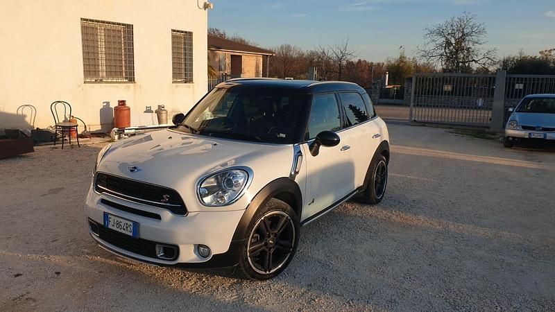 Bianco Usata 2017 Mini Cooper SD Countryman SUV | 14.999 € (Ottimo prezzo) - Immagine 1/4