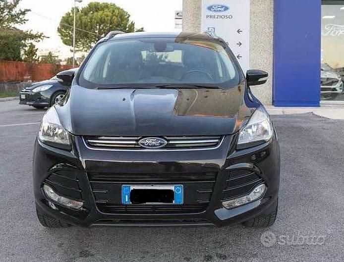 Usata Ford Kuga Titanium 140 CV (102 kW) 2014 Nero SUV