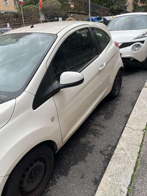 Usata Ford Ka 95 CV (69 kW) 2012 Grigio Berlina