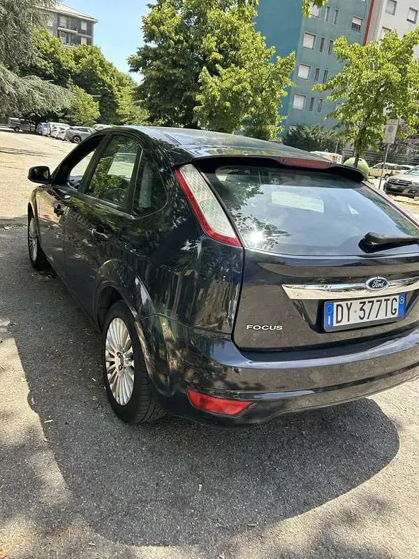 Usata Ford Focus 145 CV (106 kW) 2009 Nero Berlina
