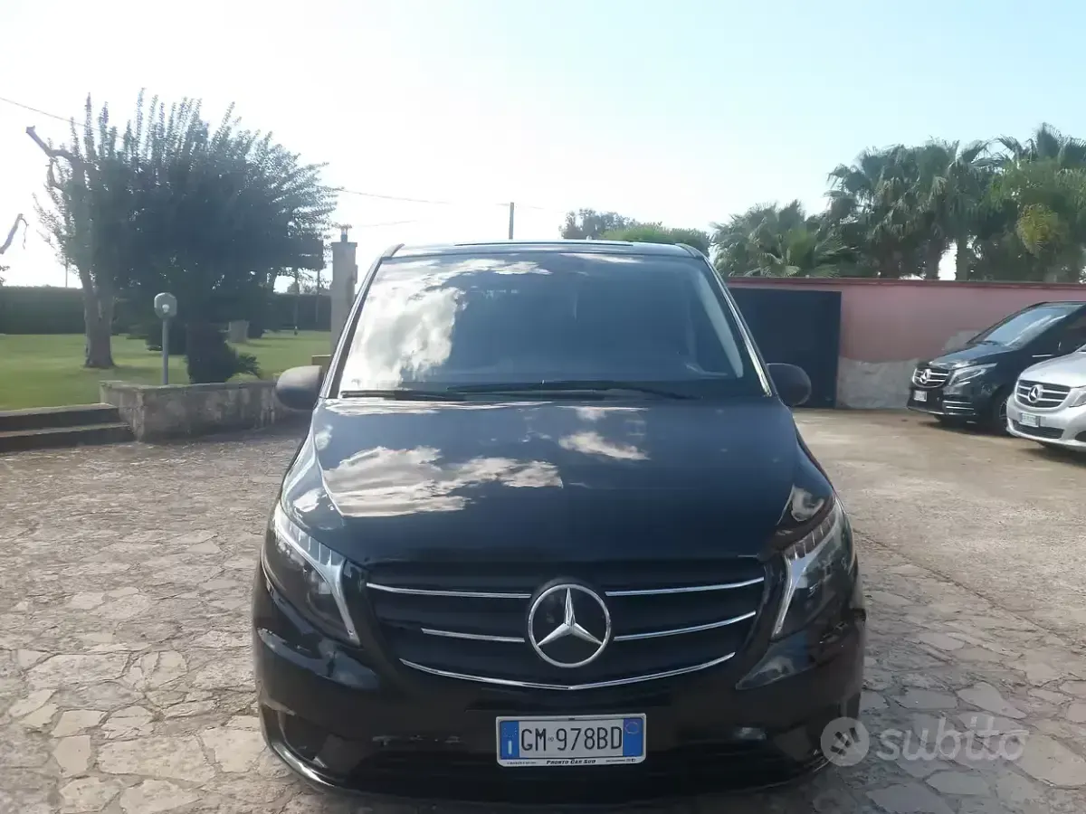 Begagnad Mercedes Vito 163 HK (119 kW) 2023 Svart Van