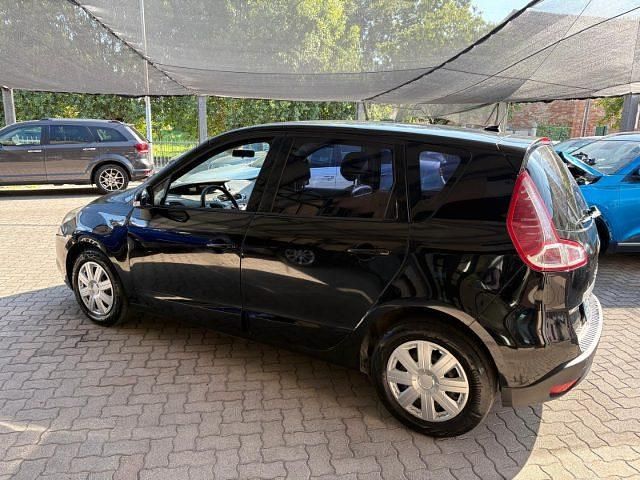 Usata Renault Scénic III Luxe 135 CV (99 kW) 2011 Antracite Monovolume