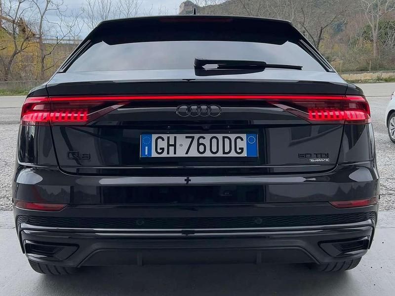 Usata Audi Q8 S-Line 286 CV (210 kW) 2019 Nero SUV