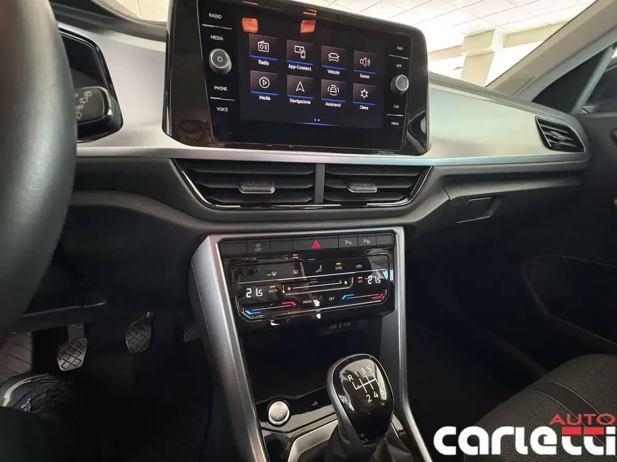 Usata VW T-Roc Style 110 CV (80 kW) 2024 Nero SUV