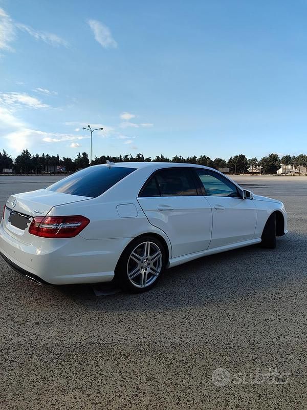 Usata Mercedes E250 204 CV (150 kW) 2013 Bianco Berlina