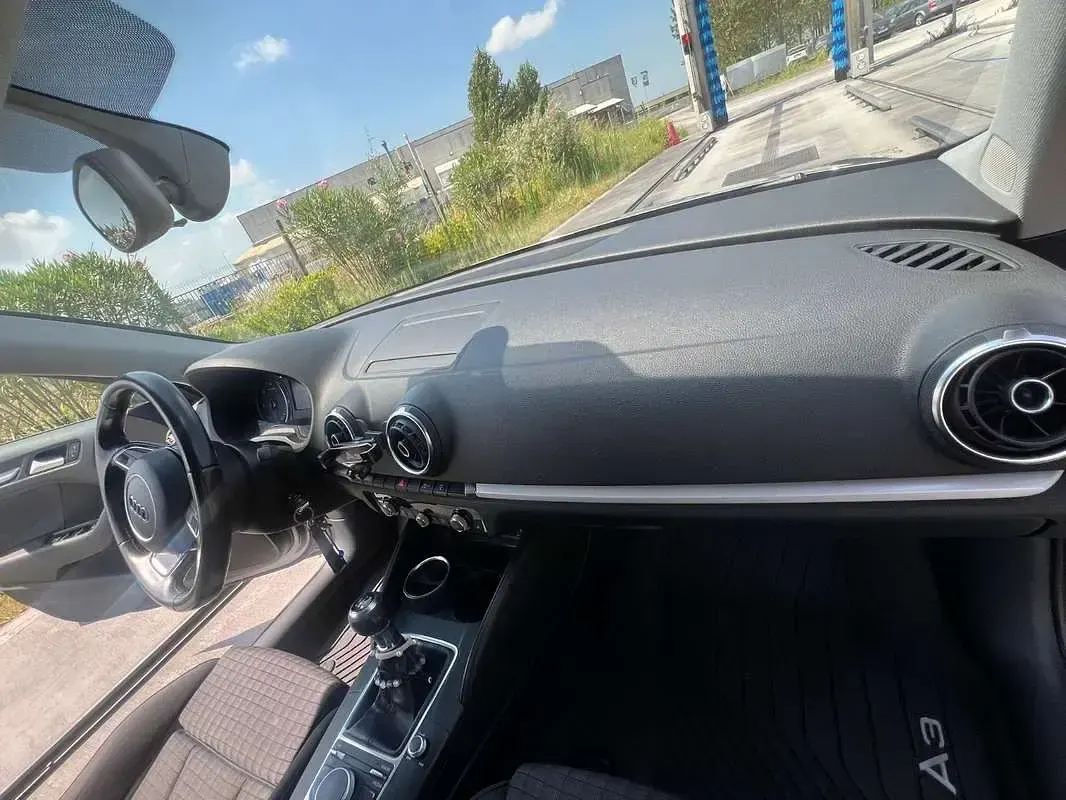 Usata Audi A3 Ambition 105 CV (77 kW) 2014 Berlina