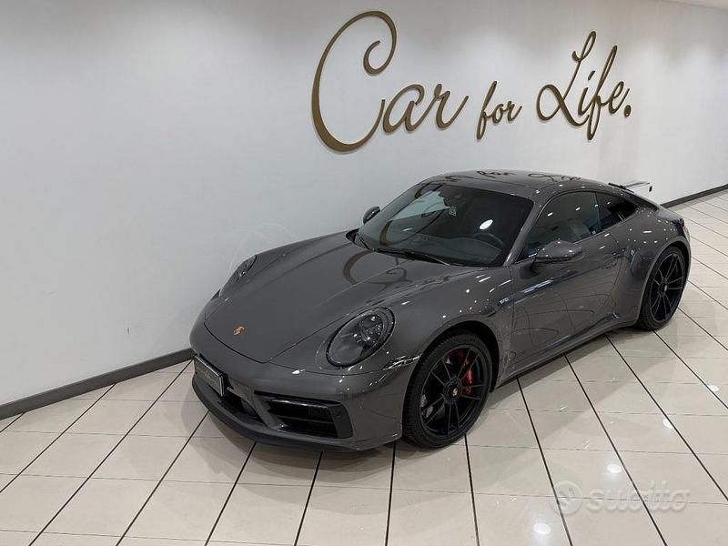 Usata Porsche 911 Carrera GTS 480 CV (353 kW) 2023 Grigio scuro Coupé