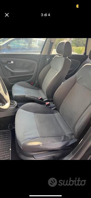 Usata Seat Ibiza 75 CV (55 kW) 2005 Nero Utilitaria