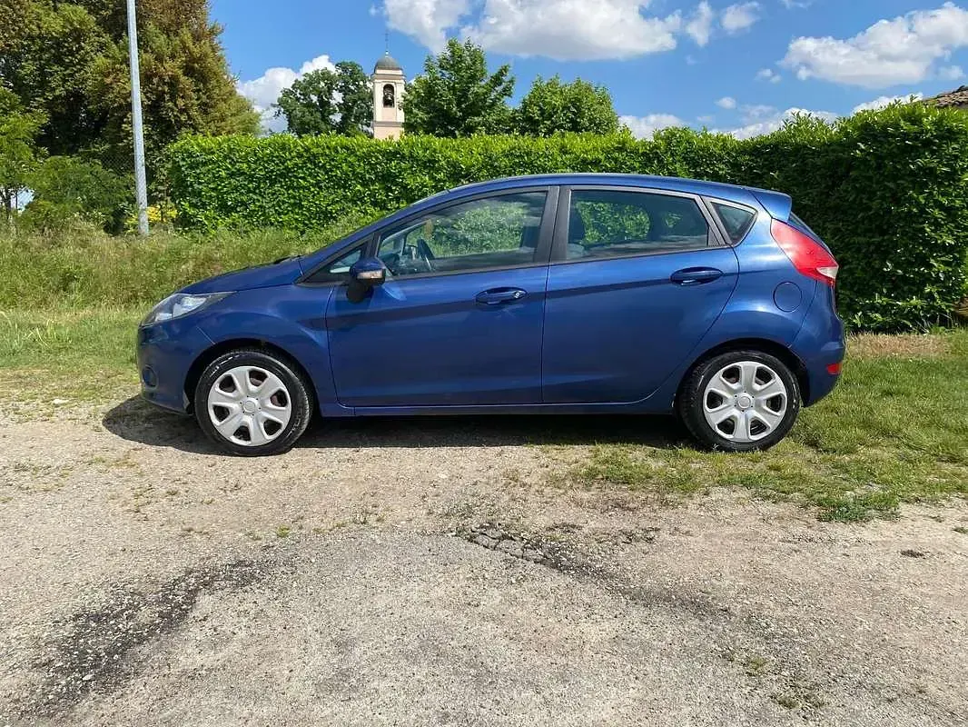 Usata Ford Fiesta 82 CV (60 kW) 2009 Berlina