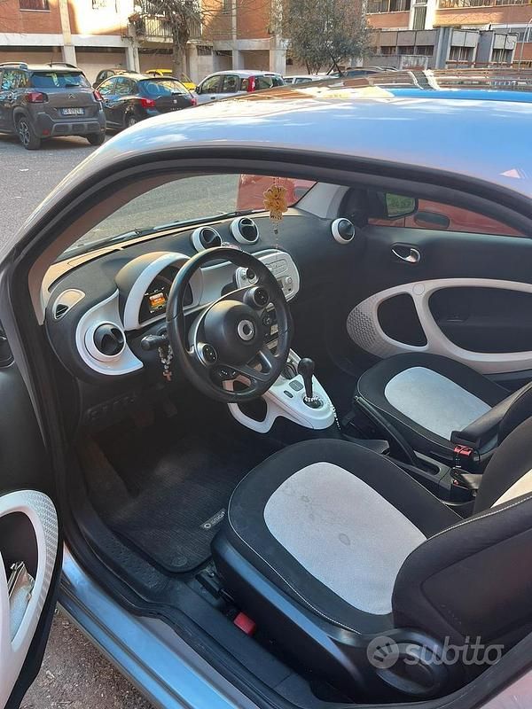 Usata Smart ForFour 2016 Utilitaria