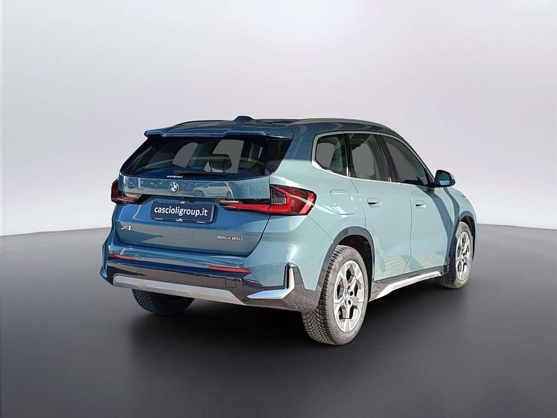 Usata BMW X1 xLine 150 CV (110 kW) 2023 Verde metalizzato SUV